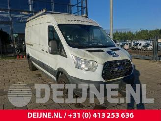 Vrakbiler auto Ford Transit Transit, Van, 2013 2.2 TDCi 16V RWD 2014/12