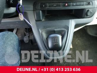 Peugeot Expert Expert (V1/VA/VB/VE/VF/VT/VY), Van, 2016 1.6 Blue HDi 115 picture 32