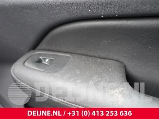 Volvo V-60 V60 II (ZW), Combi, 2018 2.0 B3 16V Mild Hybrid picture 25