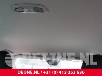 Volvo V-60 V60 II (ZW), Combi, 2018 2.0 B3 16V Mild Hybrid picture 16