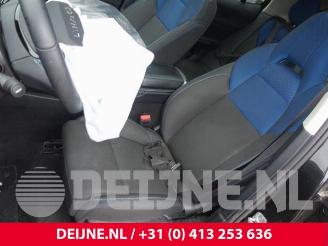 Lynk & Co 01 01, SUV, 2018 1.5 PHEV picture 20
