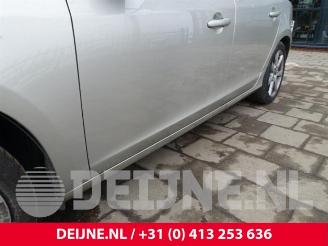 Volvo V-60 V60 I (FW/GW), Combi, 2010 / 2018 2.0 D4 16V picture 11