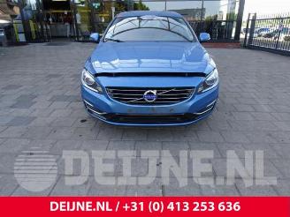 Volvo V-60 V60 I (FW/GW), Combi, 2010 / 2018 2.4 D6 20V Plug-in Hybrid AWD picture 2