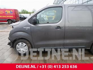 Peugeot Expert Expert (V1/VA/VB/VE/VF/VT/VY), Van, 2016 2.0 Blue HDi 120 16V picture 16