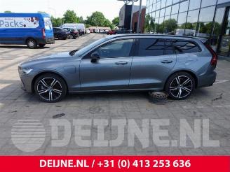 Volvo V-60 V60 II (ZW), Combi, 2018 2.0 T6 16V Twin Engine picture 4