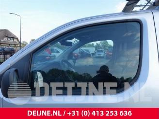 Peugeot Expert Expert (V1/VA/VB/VE/VF/VT/VY), Van, 2016 2.0 Blue HDi 120 16V picture 14