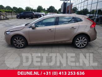 Volvo V-40 V40 (MV), Hatchback 5-drs, 2012 / 2019 1.6 D2 picture 4