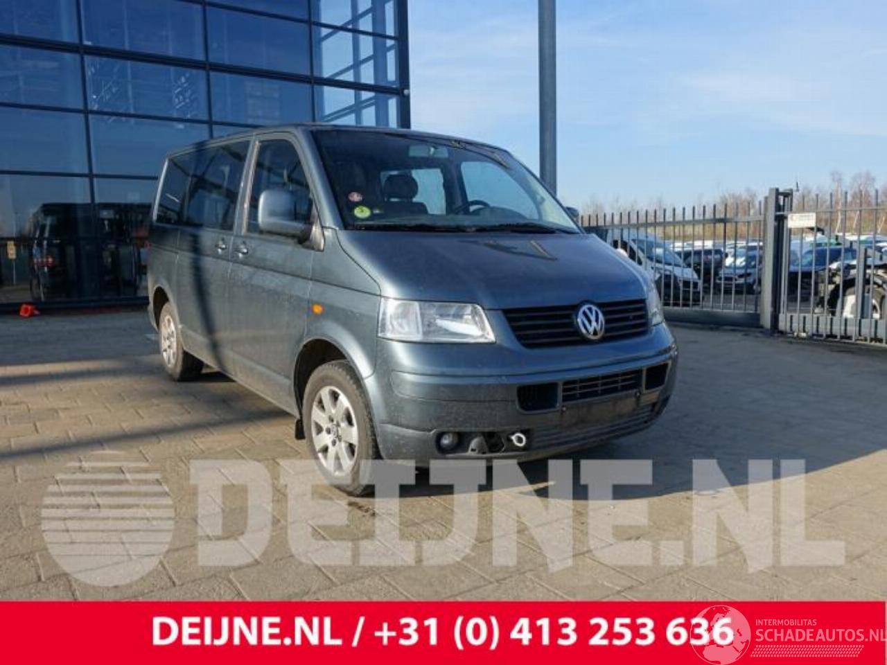 Volkswagen Transporter Transporter T5, Van, 2003 / 2015 2.5 TDi