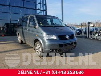 Coche siniestrado Volkswagen Transporter Transporter T5, Van, 2003 / 2015 2.5 TDi 2004/2
