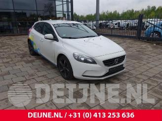 Sloopauto Volvo V-40 V40 (MV), Hatchback 5-drs, 2012 / 2019 2.0 D4 16V 2014/7