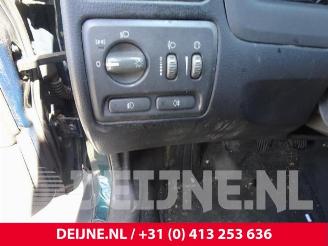 Volvo S-60 S60 I (RS/HV), Sedan, 2000 / 2010 2.4 20V 140 picture 19