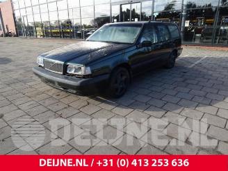 Volvo 850 850 Estate, Combi, 1992 / 1997 2.5i 10V picture 3