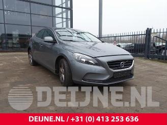 demontáž osobní automobily Volvo V-40 V40 (MV), Hatchback 5-drs, 2012 / 2019 2.0 D4 16V 2014/9