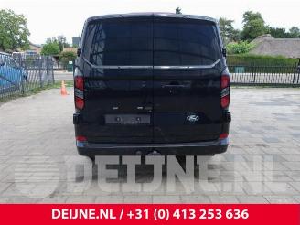Ford Transit  picture 6