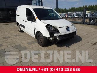 Dezmembrări autoturisme Peugeot Partner Partner (GC/GF/GG/GJ/GK), Van, 2008 / 2018 1.6 HDI 110 16V 2011/10