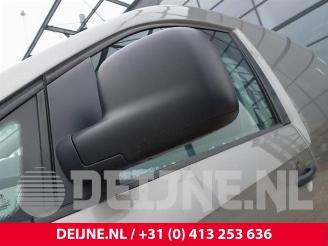 Volkswagen Caddy Caddy IV, Van, 2015 2.0 TDI 102 picture 12