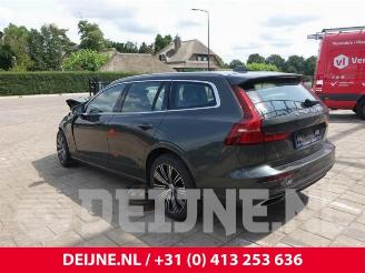 Volvo V-60 V60 II (ZW), Combi, 2018 2.0 T8 16V Plug-in Hybrid AWD picture 5