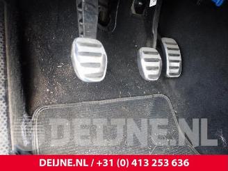 Volvo V-40 V40 (MV), Hatchback 5-drs, 2012 / 2019 2.0 D2 16V picture 21