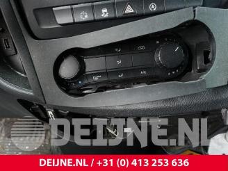 Mercedes Vito Vito Tourer (447.7), Bus, 2014 2.2 114 CDI 16V picture 30