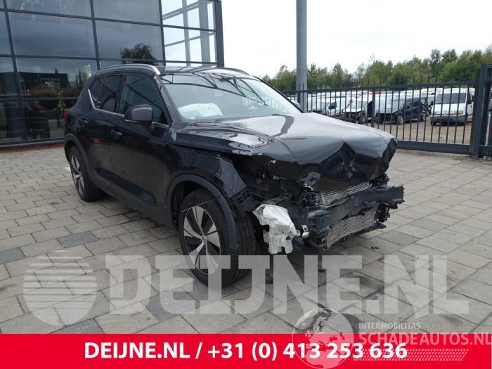 Volvo XC40 XC40 (XZ), SUV, 2017 1.5 T4 Plug-in Hybrid 12V