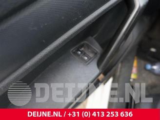 Volkswagen Caddy Caddy IV, Van, 2015 2.0 TDI 102 picture 14