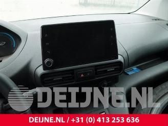 Peugeot Partner Partner (EA//EF/EN/EU), Van, 2018 e-Partner 50 kWh picture 16