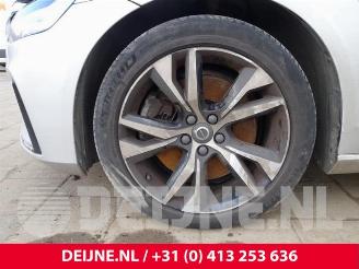 Volvo V-60 V60 II (ZW), Combi, 2018 2.0 T6 16V Twin Engine picture 10