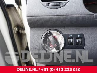 Volkswagen Caddy Caddy III (2KA,2KH,2CA,2CH), Van, 2004 / 2015 2.0 SDI picture 24