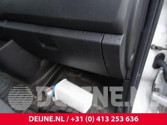 Renault Master Master III (MA/MB/MC/MD/MH/MF/MG/MH), Van, 2010 2.3 Energy dCi 180 Twin Turbo 16V FWD picture 31