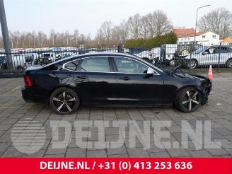 Volvo S-90 S90 II, Sedan, 2016 2.0 T8 Twin Engine 16V AWD picture 8