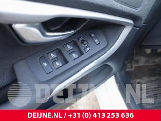 Volvo V-40 V40 (MV), Hatchback 5-drs, 2012 / 2019 1.6 D2 picture 17
