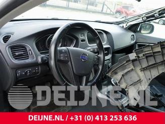 Volvo V-40 V40 (MV), Hatchback 5-drs, 2012 / 2019 1.6 D2 picture 19