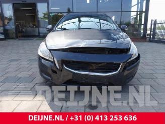 Volvo V-60 V60 I (FW/GW), Combi, 2010 / 2018 1.6 DRIVe picture 2