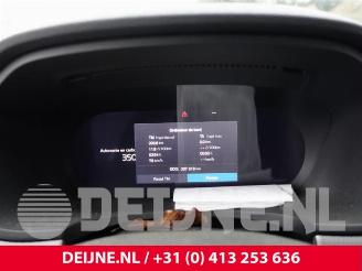 Volvo V-90 V90 II (PW), Combi, 2016 2.0 B6 Mild Hybrid AWD picture 14