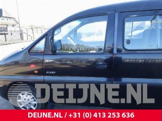 Hyundai Starex Starex (H 1), MPV, 1997 / 2004 2.5 TD picture 16