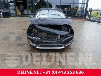 Volvo V-60 V60 I (FW/GW), Combi, 2010 / 2018 1.6 T3 16V picture 2