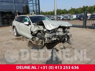 demontáž osobní automobily Volvo V-60 V60 Cross Country I (FZ), Combi, 2010 / 2018 2.0 D3 16V 2020/8