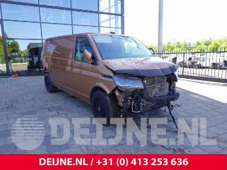 Uttjänta bilar auto Volkswagen Transporter Transporter/Caravelle T6, Bus, 2015 / 2024 2.0 TDI 150 2023/1