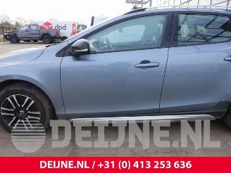 Volvo V-40 V40 Cross Country (MZ), Hatchback 5-drs, 2012 / 2019 1.5 T3 16V Geartronic picture 16