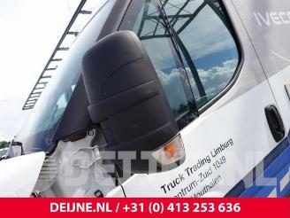 Iveco New Daily New Daily VI, Van, 2014 33S16, 35C16, 35S16 picture 11
