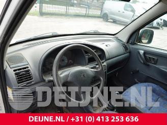 Peugeot Partner Partner Combispace, MPV, 1996 / 2015 1.1 picture 17