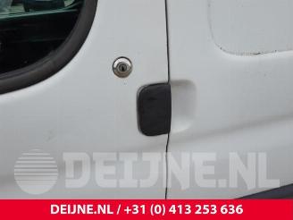 Peugeot Partner Partner Combispace, MPV, 1996 / 2015 1.1 picture 14