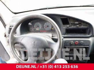 Peugeot Partner Partner Combispace, MPV, 1996 / 2015 1.1 picture 27