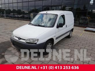 Peugeot Partner Partner Combispace, MPV, 1996 / 2015 1.1 picture 3