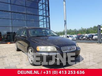 Uttjänta bilar auto Volvo V-70 V70 (SW), Combi, 1999 / 2008 2.4 D5 20V 2006/1