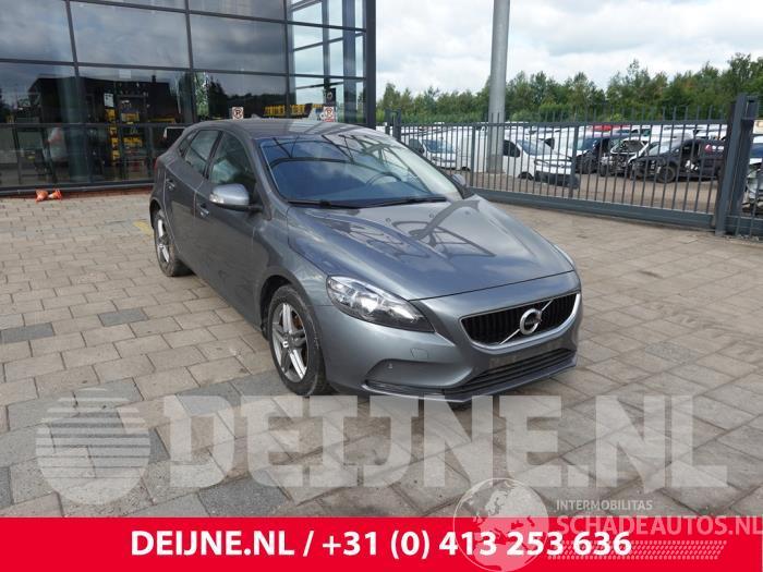 Volvo V-40 V40 (MV), Hatchback 5-drs, 2012 / 2019 2.0 D3 16V