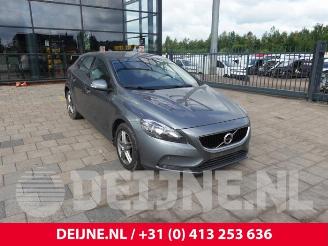 Uttjänta bilar auto Volvo V-40 V40 (MV), Hatchback 5-drs, 2012 / 2019 2.0 D3 16V 2018/4