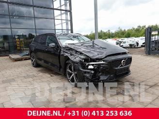 Auto da rottamare Volvo V-60 V60 II (ZW), Combi, 2018 2.0 T6 16V Plug-in Hybrid AWD 2024/7