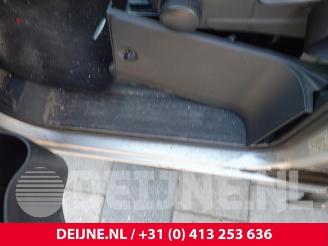 Mercedes Vito Vito (639.7), Bus, 2003 / 2015 2.2 110 CDI 16V Euro 5 picture 19
