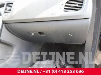 Volvo V-60 V60 I (FW/GW), Combi, 2010 / 2018 2.4 D6 20V Plug-in Hybrid AWD picture 34